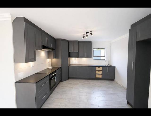 5 BEDROOM HOUSE FOR SALE IN ANNLIN